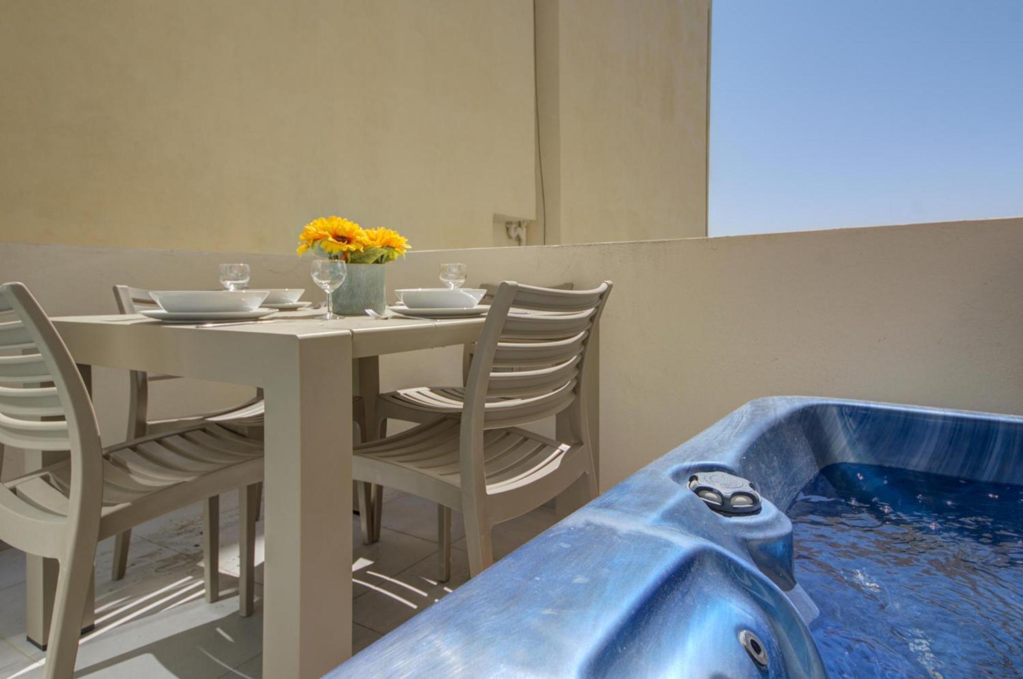 Sapphire Residences - Sliema 2 Bedroom Apartments With Views By Shortletsmalta Exteriör bild