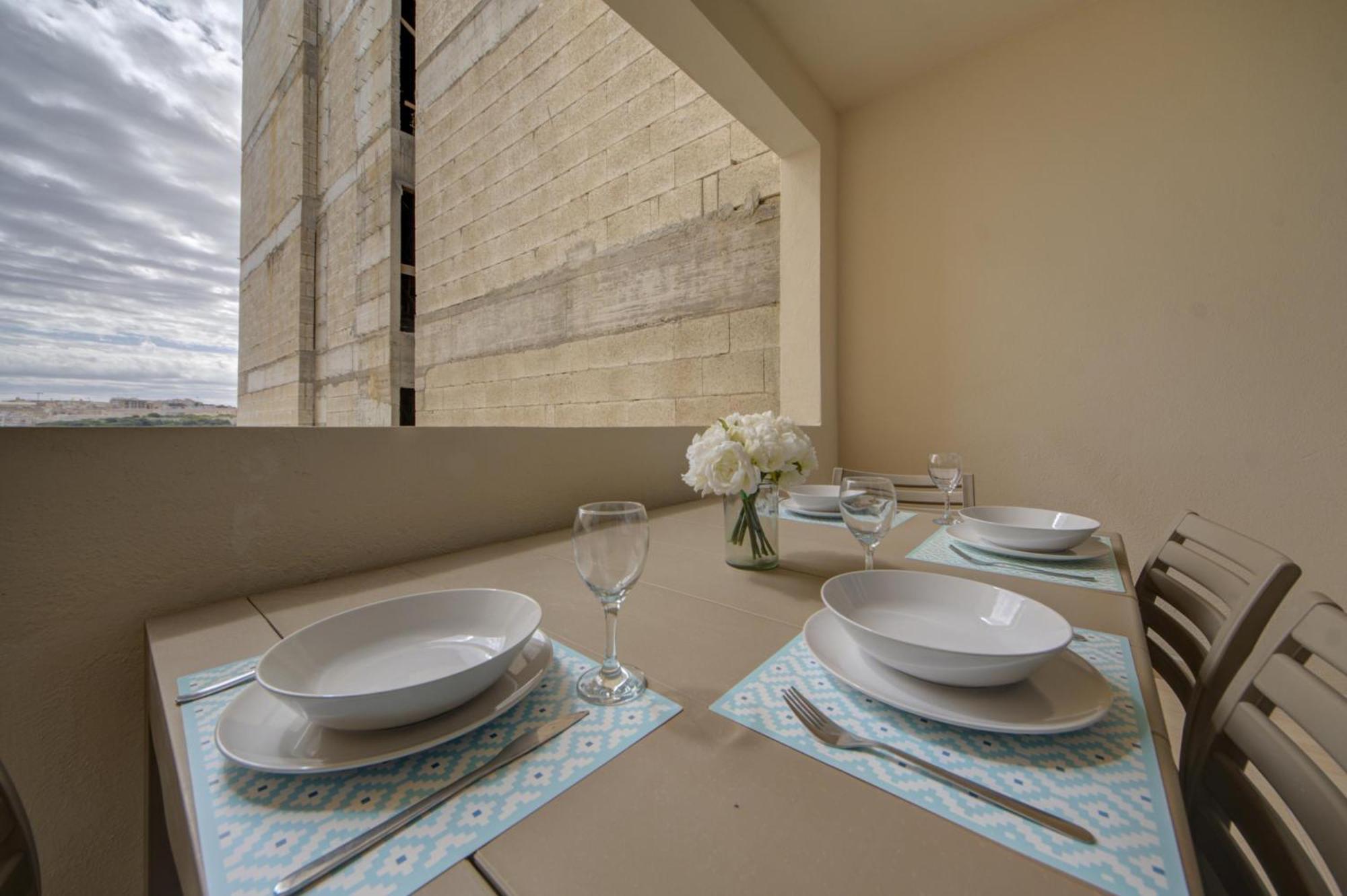 Sapphire Residences - Sliema 2 Bedroom Apartments With Views By Shortletsmalta Exteriör bild